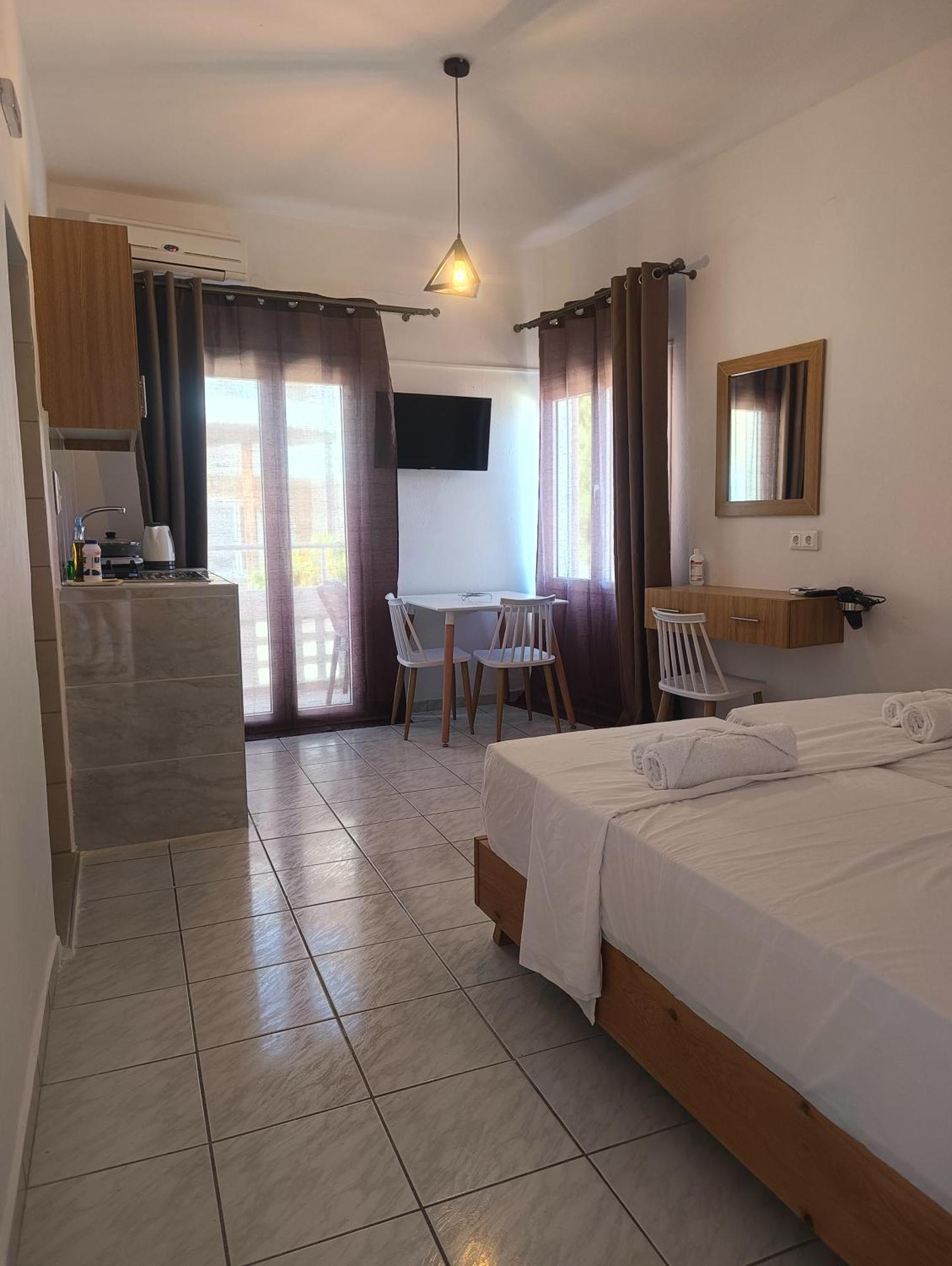 Galini Apartments Bali  Eksteriør bilde